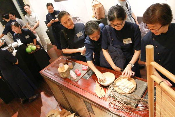 Props such as salted bean curd and rice illustrate the austere lifestyle of the Jing Si Abode’s pioneering monastics. (Photo by Chua Teong Seng)